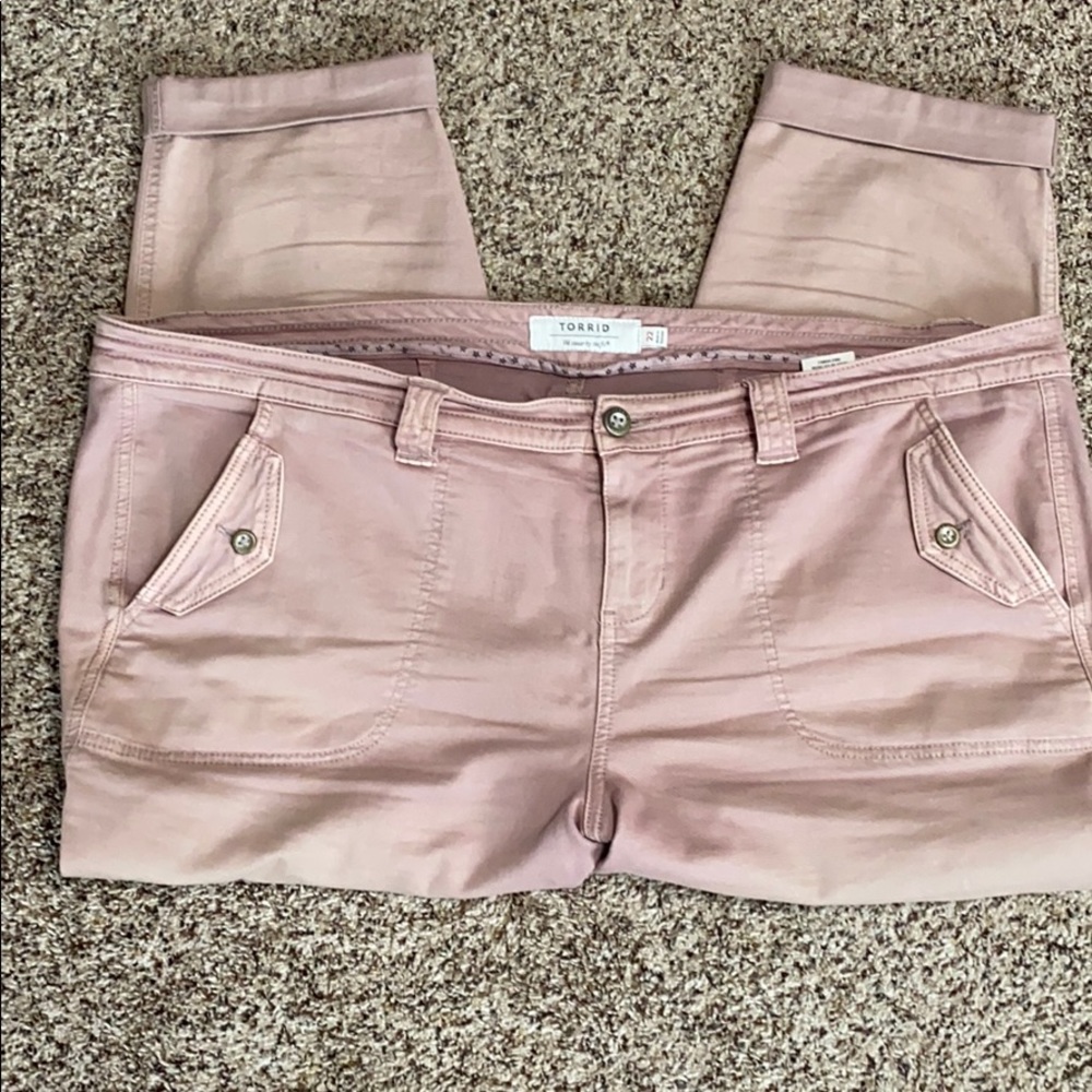 Torrid capris